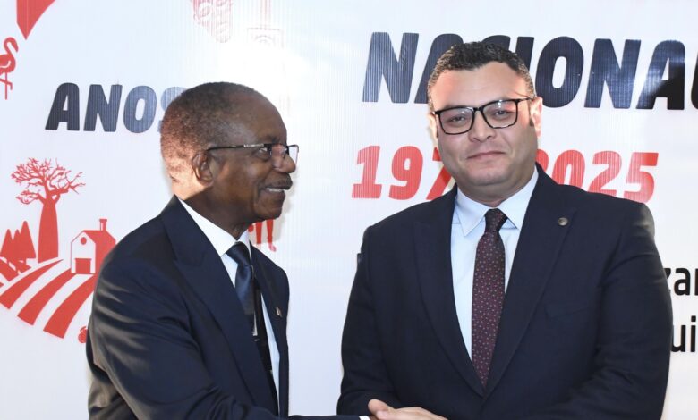 وزير الإسكان يشارك نيابة عن رئيس الوزراء في احتفالية مرور 50 عامًا على استقلال أنجولا