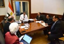 وزير الصحة يبحث آليات تطبيق قانون المسؤولية الطبية