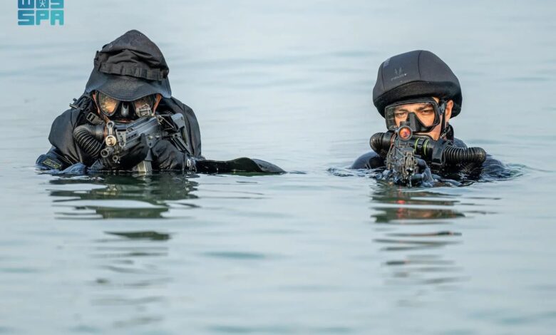    “الموج الأحمر 8” يواصل تنفيذ مناوراته البحرية في جدة بمشاركة القوات البحرية المصرية وعدد من الدول 