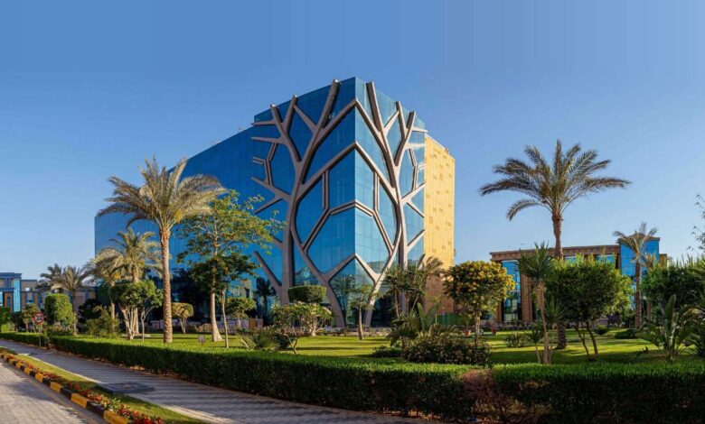 شراكة عابرة للقارات بين «مينافارم» و«بروبيوجن» و«IAVI» لتطوير وتصنيع اللقاحات والأجسام المضادة في إفريقيا شراكة عابرة للقارات بين «مينافارم» و«بروبيوجن» و«IAVI» لتطوير وتصنيع اللقاحات والأجسام المضادة في إفريقيا