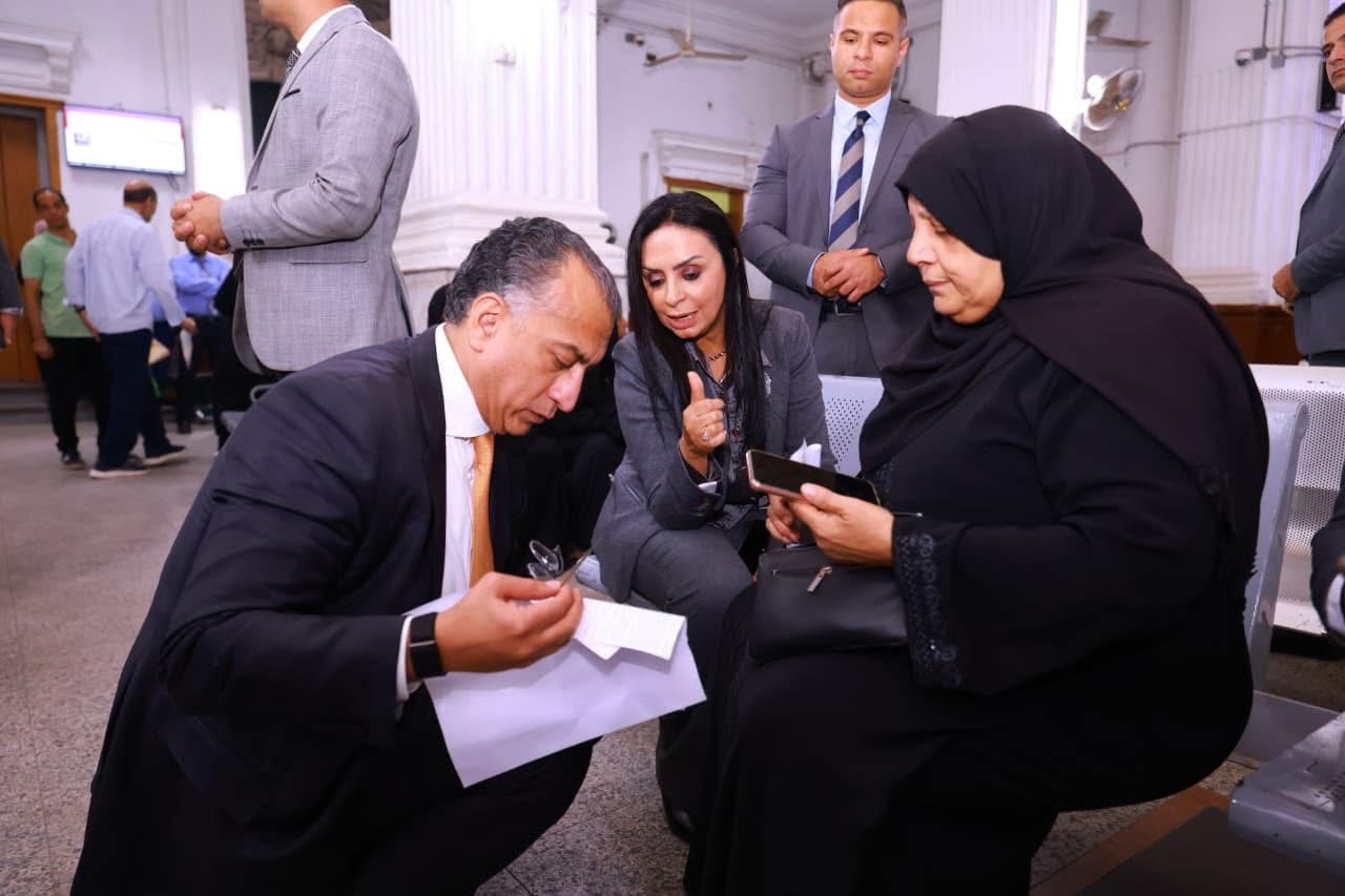 وزيرة التضامن تزور المقر الرئيسي لبنك ناصر الاجتماعي وتتفقد سير العمل