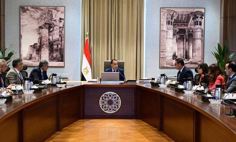 اجتماع حكومي لمراجعة المخطط السياحي لمنطقة الأهرامات
