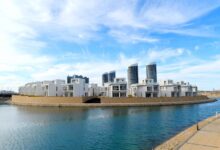 وزير الإسكان يتفقد برج LD08 وكومبوند “مزارين” بالعلمين الجديدة