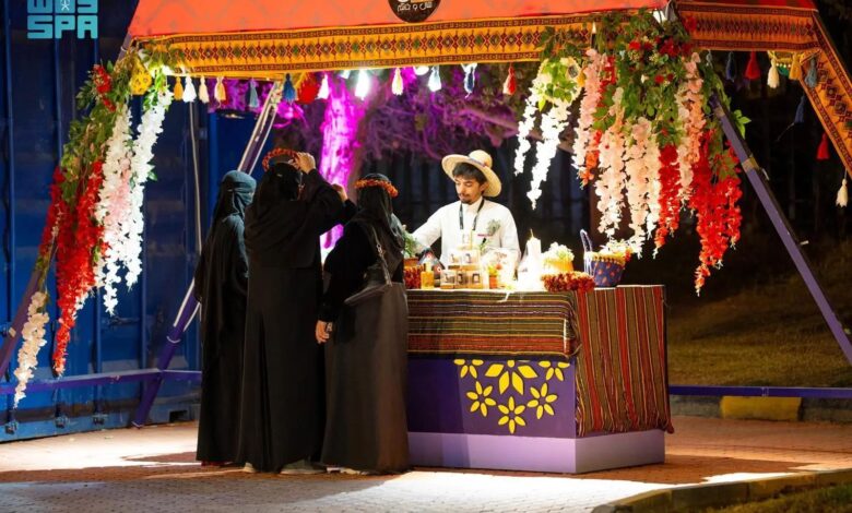 “أيام الثقافة المصرية” بالرياض تواصل عروضها الفنية والتراثية وسط حضور جماهيري كبير “أيام الثقافة المصرية” بالرياض تواصل عروضها الفنية والتراثية وسط حضور جماهيري كبير