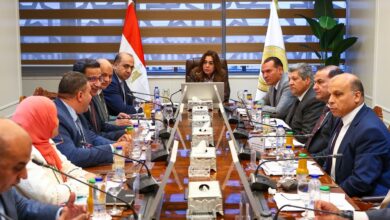 وزيرة التنمية المحلية تبحث مع «المالية» آليات تنمية الموارد الذاتية للمحافظات وتذليل المعوقات