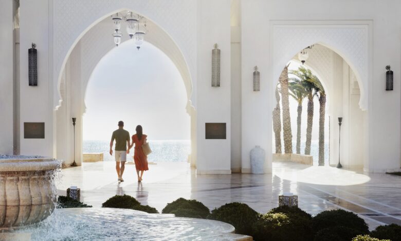 الذكاء الاصطناعي يتصدر مشهد الحجز السياحي في مصر لعام 2026 وسط صعود «طقوس الترف» و«سياحة الهوايات»