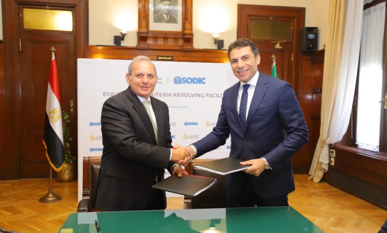 بنك مصر يوقّع تسهيلاً ائتمانياً دواراً بقيمة 3 مليارات جنيه مع سوديك لدعم خططها التوسعية بنك مصر يوقّع تسهيلاً ائتمانياً دواراً بقيمة 3 مليارات جنيه مع سوديك لدعم خططها التوسعية