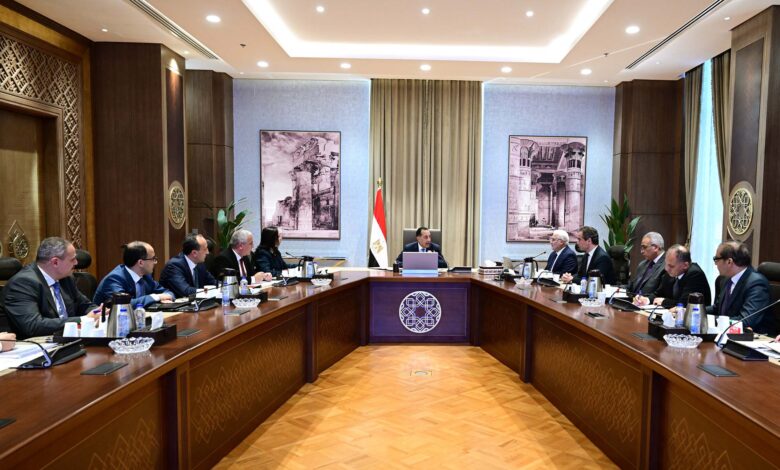 رئيس الوزراء يتابع جهود إصلاح المؤسسات الصحفية والإعلامية وتسوية مديونياتها