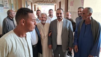 محمد عبده يبدأ جولاته الانتخابية في سوهاج لمتابعة سير العملية الانتخابية