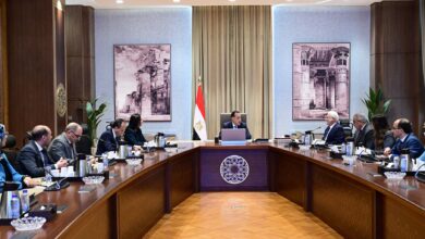 رئيس الوزراء يبحث تعظيم العوائد الاستثمارية لأموال هيئة التأمينات الاجتماعية