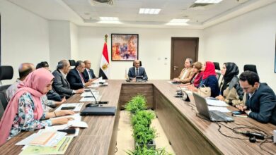 نائب وزير الإسكان يتابع مشروعات الصرف الصحي المستدامة في المناطق الريفية بالشرقية