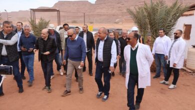 وزير الكهرباء يتفقد المركز الحقلي في أبو زنيمة لتعزيز استغلال الخامات الأرضية النادرة