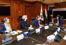 وزيرة التخطيط تستقبل رئيس شركة بروباركو الفرنسية لبحث تعزيز الشراكة وتمكين القطاع الخاص