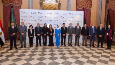 وزارة الاتصالات و«GIZ» تناقشان تنمية القدرات الرقمية للعاملين بالدولة ودعم التحول إلى حكومة ذكية وزارة الاتصالات و«GIZ» تناقشان تنمية القدرات الرقمية للعاملين بالدولة ودعم التحول إلى حكومة ذكية