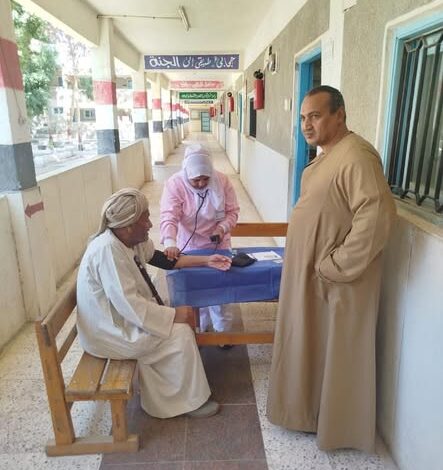 75 فرقة طبية لتأمين الناخبين في الأقصر وأسوان 75 فرقة طبية لتأمين الناخبين في الأقصر وأسوان