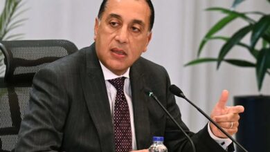 رئيس الوزراء يكتب.. “الدّيْن بين لحظة الذروة ومسار التصحيح: كيف تقرأ الدولة عبء اليوم؟