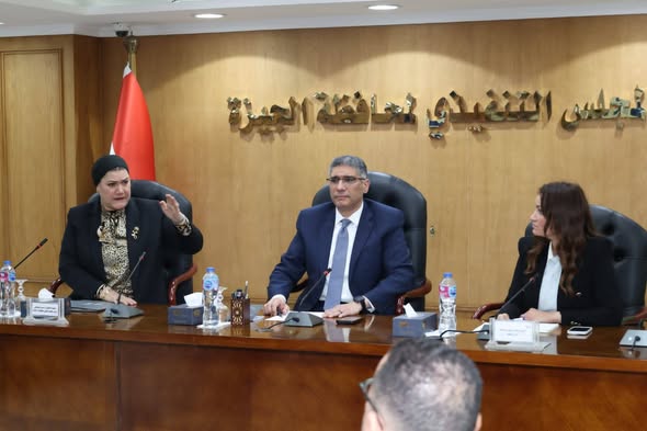 السنباطي ومحافظ الجيزة يترأسان اجتماع اللجنة العامة لحماية الطفل بالمحافظة