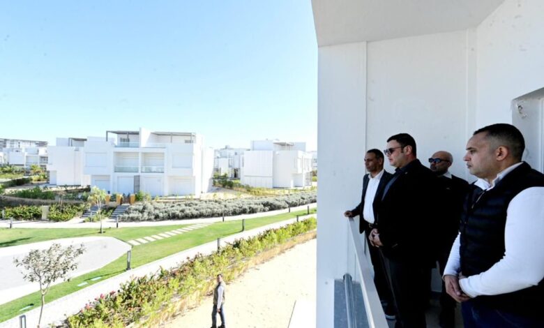 10 آلاف وحدة بالحي اللاتيني.. تفاصيل جولة وزير الإسكان بالعلمين الجديدة 10 آلاف وحدة بالحي اللاتيني.. تفاصيل جولة وزير الإسكان بالعلمين الجديدة