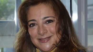 من الخط الساخن إلى القيادة.. رحلة غادة غيث في عالم الاتصالات المؤسسية من الخط الساخن إلى القيادة.. رحلة غادة غيث في عالم الاتصالات المؤسسية