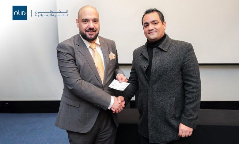 بالصور.. الشرقيون للتنمية العمرانية تُسعد شركاءها بصرف كافة العمولات المتأخرة بالصور.. الشرقيون للتنمية العمرانية تُسعد شركاءها بصرف كافة العمولات المتأخرة