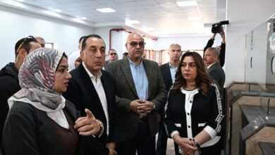 رئيس الوزراء يتفقد المركز التكنولوجي بطحانوب رئيس الوزراء يتفقد المركز التكنولوجي بطحانوب