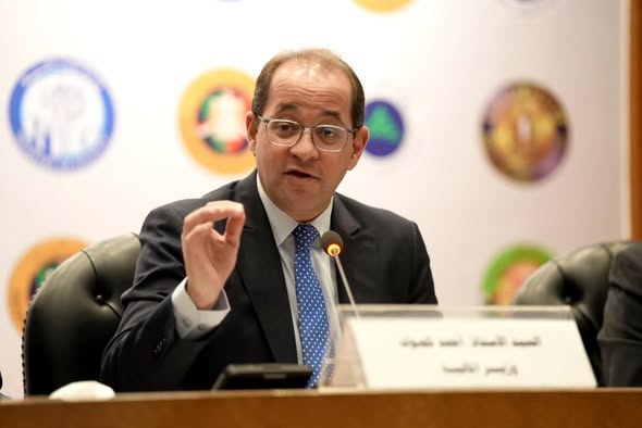 وزير المالية: خدمة الناس أمانة في أعناقنا ولن نكون سعداء بتحقيق الانضباط المالي على حساب الاقتصاد وزير المالية: خدمة الناس أمانة في أعناقنا ولن نكون سعداء بتحقيق الانضباط المالي على حساب الاقتصاد