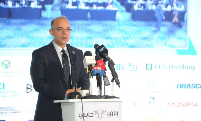 محمد فريد: التطورات الإيجابية في سوق رأس المال لم تكن وليدة الصدفة محمد فريد: التطورات الإيجابية في سوق رأس المال لم تكن وليدة الصدفة