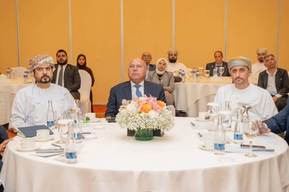 وزير الصناعة والنقل: فائض إنتاج عمان من البولي بروبلين والنحاس قد يسهم في تلبية الاحتياجات الحالية للسوق المصري