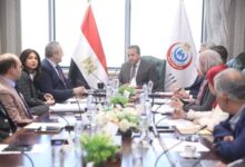 وزير الصحة يترأس مجلس إدارة المستشفيات التعليمية