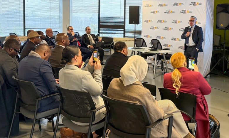 رئيس اقتصادية قناة السويس يستعرض الفرص الاستثمارية أمام الشركات الأمريكية رئيس اقتصادية قناة السويس يستعرض الفرص الاستثمارية أمام الشركات الأمريكية