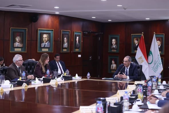 وزير الاتصالات: 1000 منفذ بريد جديد و3000 ماكينة صراف آلي منذ 2018