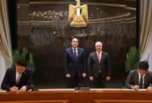 رئيس الوزراء يشهد توقيع 3 عقود صناعية في اقتصادية قناة السويس باستثمارات 1.15 مليار دولار