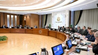 رئيس الوزراء لمجتمع رجال الأعمال والمستثمرين: ضاعفوا استثماراتكم المناخ جاذب والفرص واسعة رئيس الوزراء لمجتمع رجال الأعمال والمستثمرين: ضاعفوا استثماراتكم المناخ جاذب والفرص واسعة