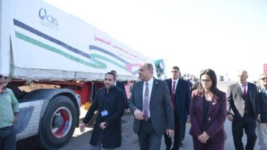 مصر تطلق القافلة رقم 15 من المساعدات الإغاثية إلى غزة بإجمالي 136 طنًا