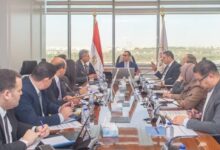 3 وزراء يناقشون آليات تعزيز الاستثمار في قطاع السياحة