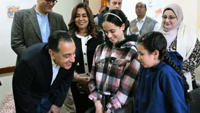 رئيس الوزراء يتفقد مكتبة مصر العامة بشبين القناطر رئيس الوزراء يتفقد مكتبة مصر العامة بشبين القناطر