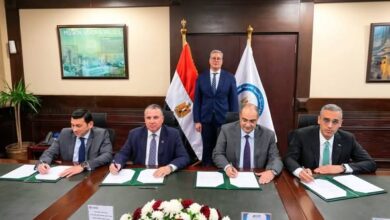 وزير البترول يشهد توقيع عقد تمويل مجمع إنتاج السيليكون المعدني بـ140 مليون دولار