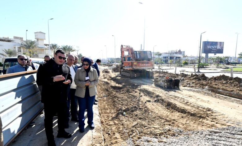 الشربيني يتفقد تطوير طريق الريفيرا الجديد بالشيخ زايد الشربيني يتفقد تطوير طريق الريفيرا الجديد بالشيخ زايد