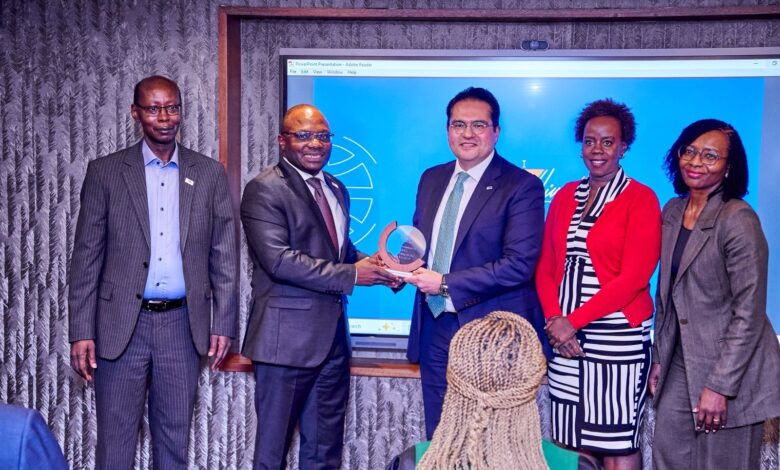 البنك التجاري الدولي يحتفل بتخرج الدفعة الثالثة من برنامج «الائتمان المصرفي لشرق إفريقيا» في كينيا