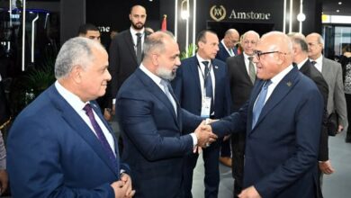 رئيس الهيئة العربية للتصنيع يتفقد جناح شركة أميستون إنترناشيونال جروب
