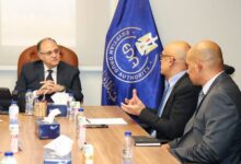 “هيئة الدواء” تبحث مع جلاسكو سميث كلاين تعزيز الشراكة ودعم توافر المستحضرات الدوائية بالسوق المصري