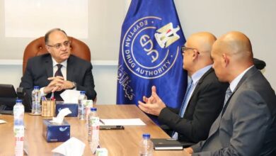 “هيئة الدواء” تبحث مع جلاسكو سميث كلاين تعزيز الشراكة ودعم توافر المستحضرات الدوائية بالسوق المصري