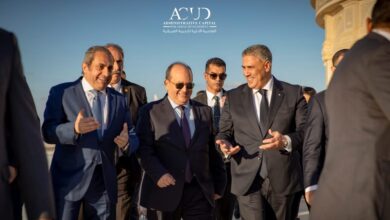 بالصور.. خالد عباس يصطحب رئيس وزراء الجزائر في جولة بالعاصمة  الجديدة