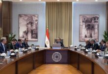 رئيس الوزراء يوجه بإطلاق حزمة تيسيرات لتعزيز الاستثمارات في القطاعات المستهدفة