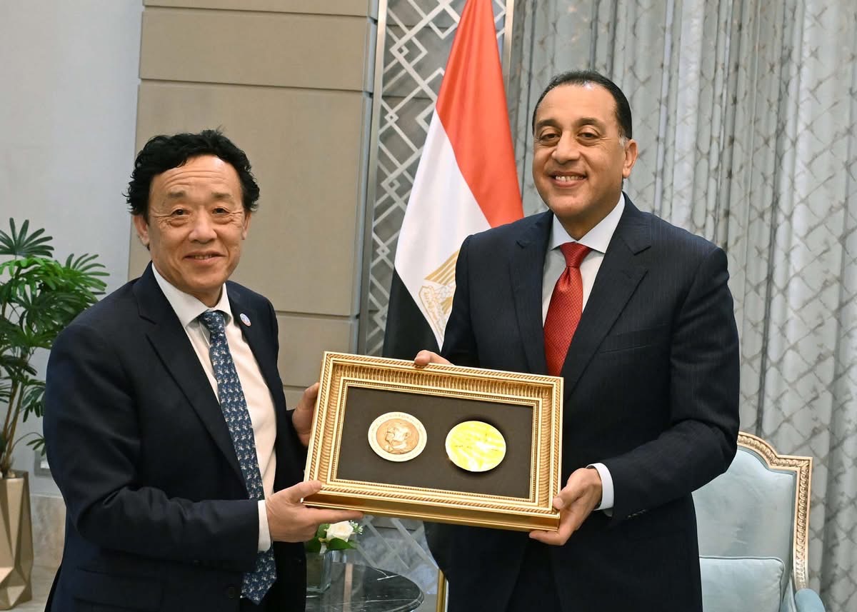 الفاو تمنح أعلى أوسمتها للرئيس السيسي تقديرًا لجهوده في دعم الأمن الغذائي
