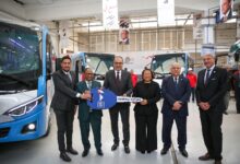 تسليم أول دفعات ميني باص «نصر ستار» لتشغيله بالعلمين الجديدة