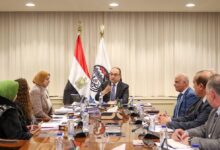 وزير قطاع الأعمال يلتقي مجلس إدارة “مصر للسياحة” الجديد ويعلن خطة تطوير شاملة
