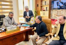 رئيس مدينة العبور الجديدة يُسلم جامعة بنها الأهلية مقر المستشفى الجامعي تمهيدًا لبدء التشغيل