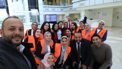 بالصور.. البنك الأهلي المصري يزرع البهجة في قلوب الأطفال والمرضى بمستشفى أهل مصر وجمعية واحة نور الحياة