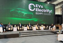 قمة مصر للسيارات الكهربائية تكشف ملامح السوق: 21 ألف سيارة وتحديات في البنية التحتية
